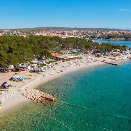 Deluxe New Apartments - Few Steps From The Beach - Luxury Holiday With Style - By Traveler Tourist Agency Krk Krk Town Εξωτερικό φωτογραφία