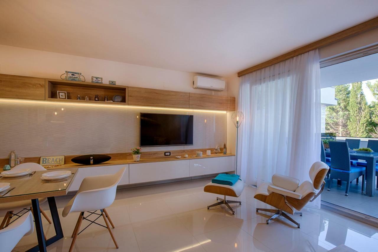 Deluxe New Apartments - Few Steps From The Beach - Luxury Holiday With Style - By Traveler Tourist Agency Krk Krk Town Εξωτερικό φωτογραφία
