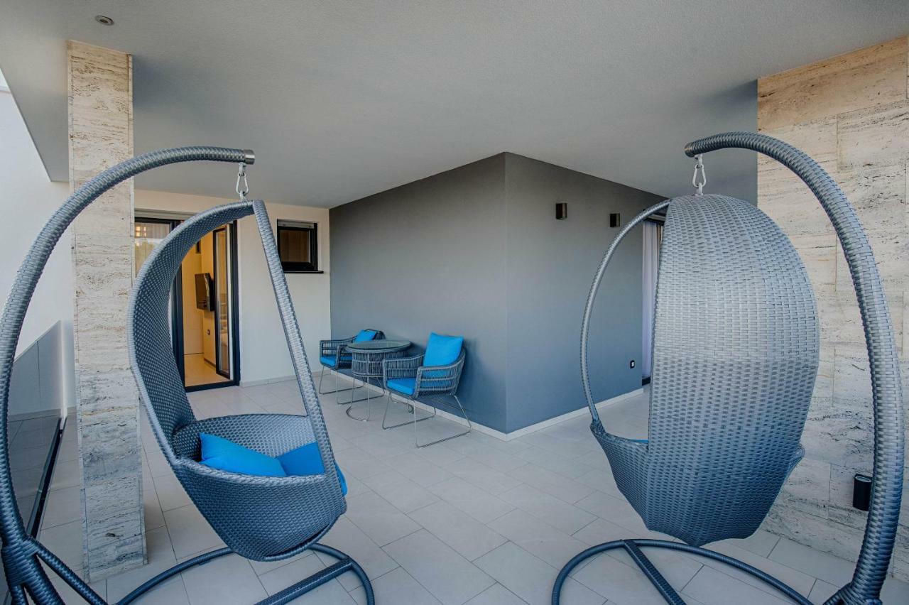 Deluxe New Apartments - Few Steps From The Beach - Luxury Holiday With Style - By Traveler Tourist Agency Krk Krk Town Εξωτερικό φωτογραφία
