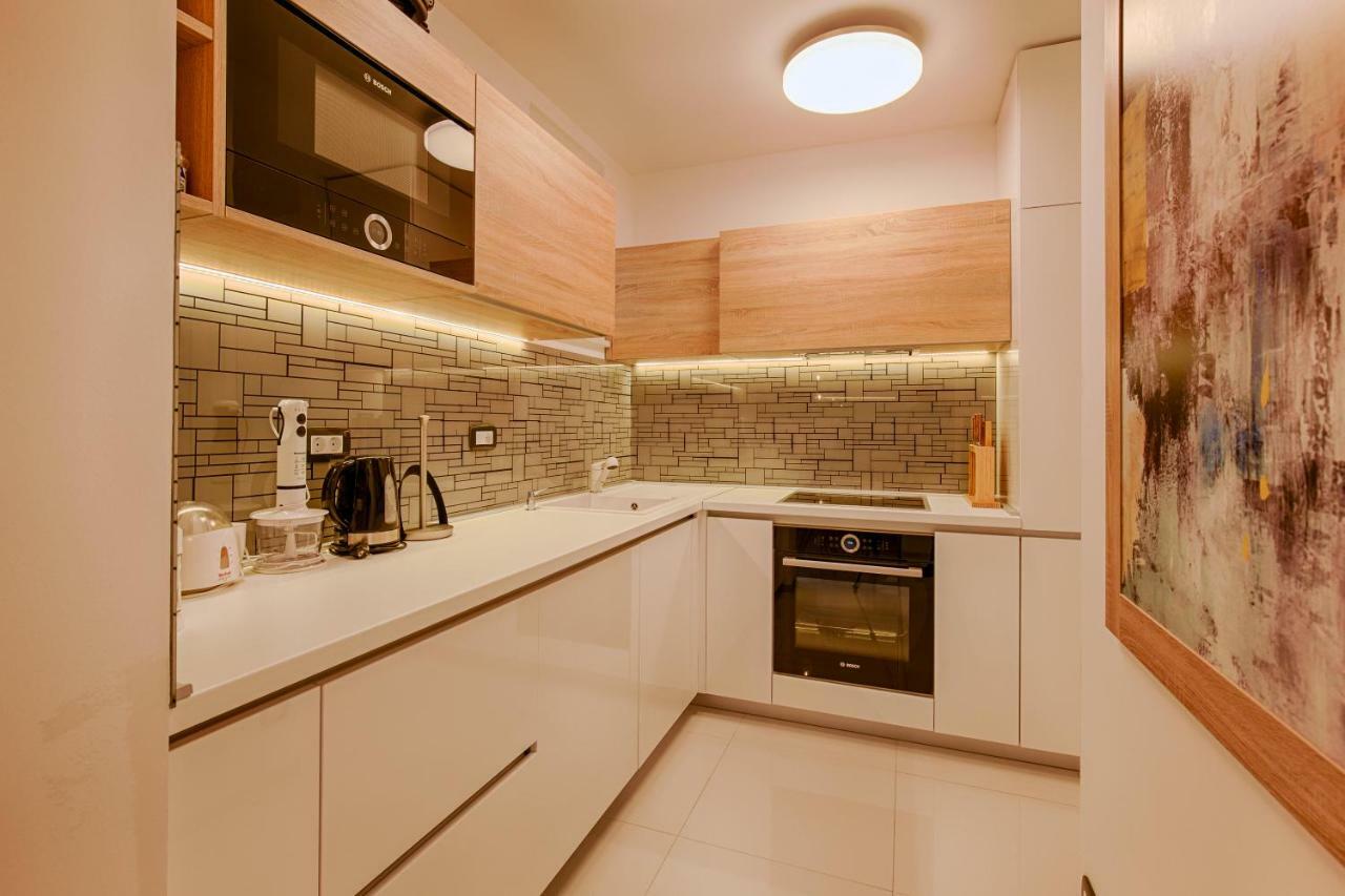 Deluxe New Apartments - Few Steps From The Beach - Luxury Holiday With Style - By Traveler Tourist Agency Krk Krk Town Εξωτερικό φωτογραφία