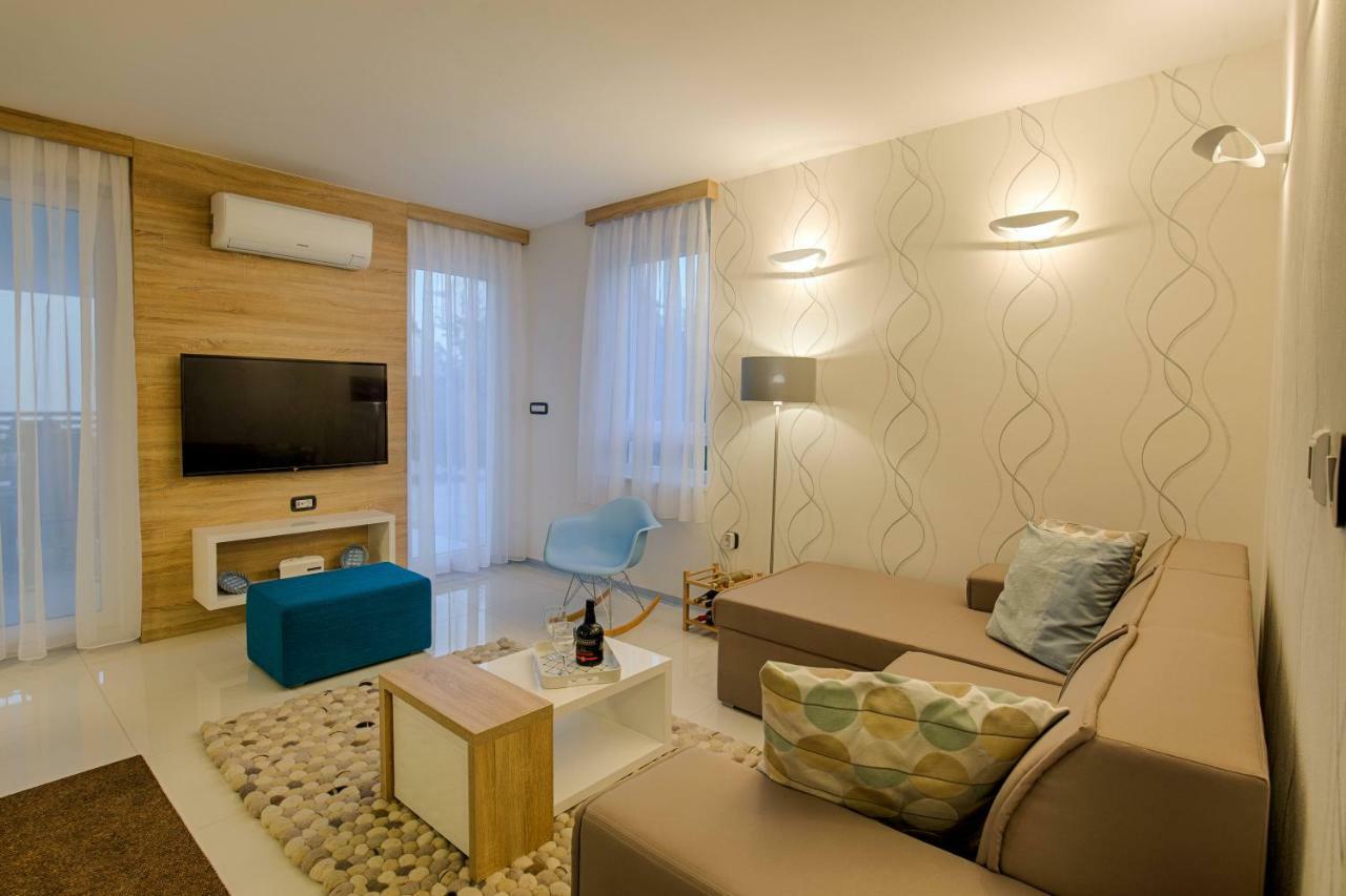Deluxe New Apartments - Few Steps From The Beach - Luxury Holiday With Style - By Traveler Tourist Agency Krk Krk Town Εξωτερικό φωτογραφία