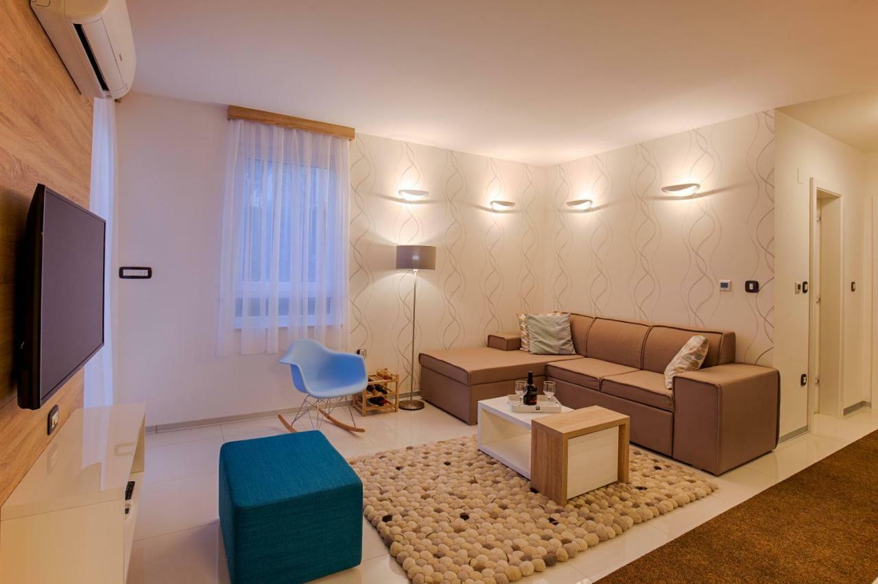 Deluxe New Apartments - Few Steps From The Beach - Luxury Holiday With Style - By Traveler Tourist Agency Krk Krk Town Εξωτερικό φωτογραφία