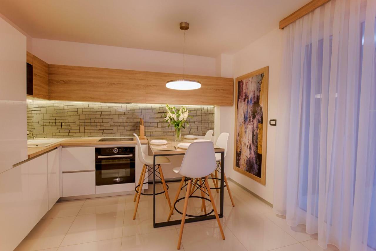 Deluxe New Apartments - Few Steps From The Beach - Luxury Holiday With Style - By Traveler Tourist Agency Krk Krk Town Εξωτερικό φωτογραφία
