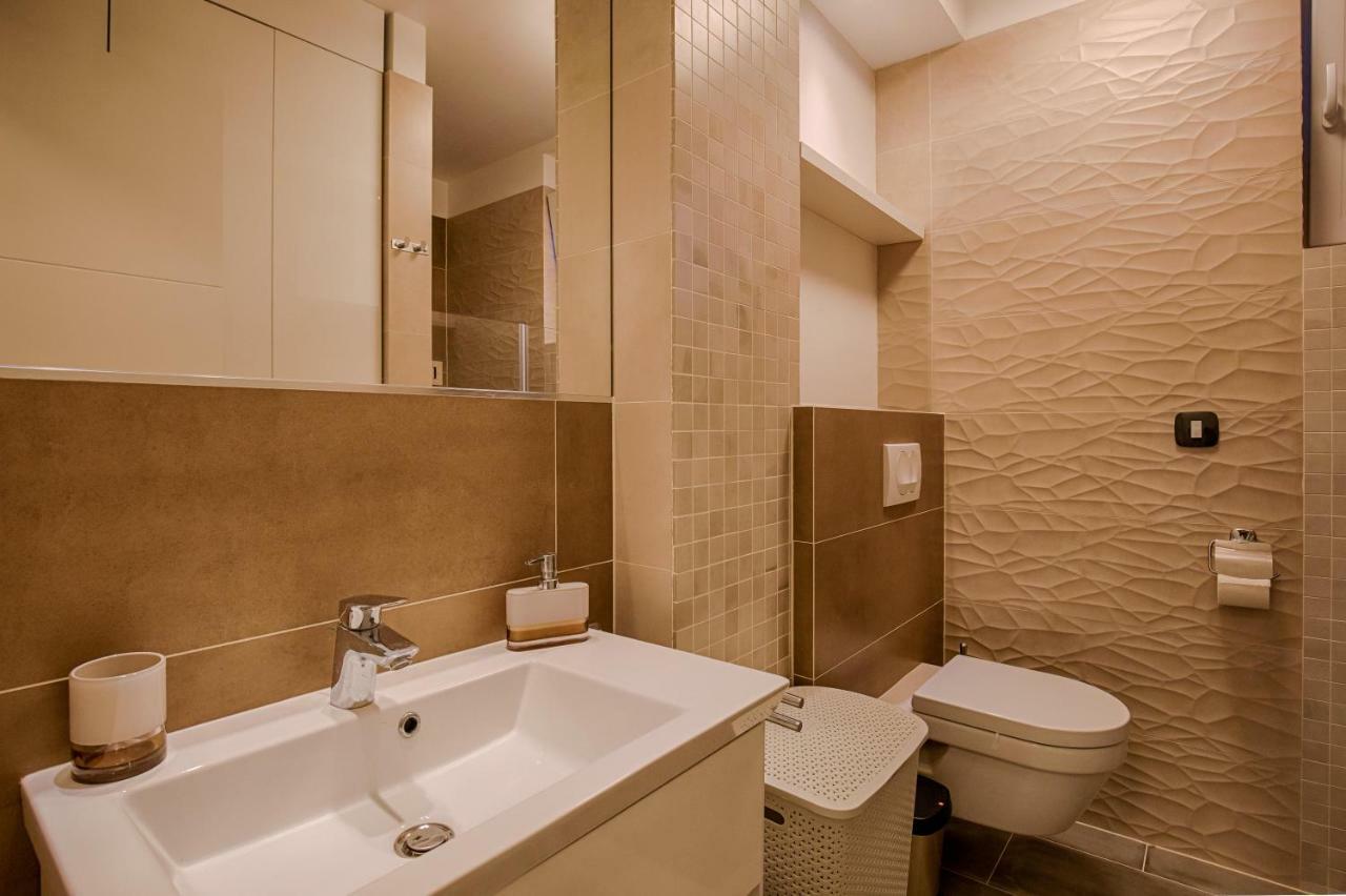 Deluxe New Apartments - Few Steps From The Beach - Luxury Holiday With Style - By Traveler Tourist Agency Krk Krk Town Εξωτερικό φωτογραφία